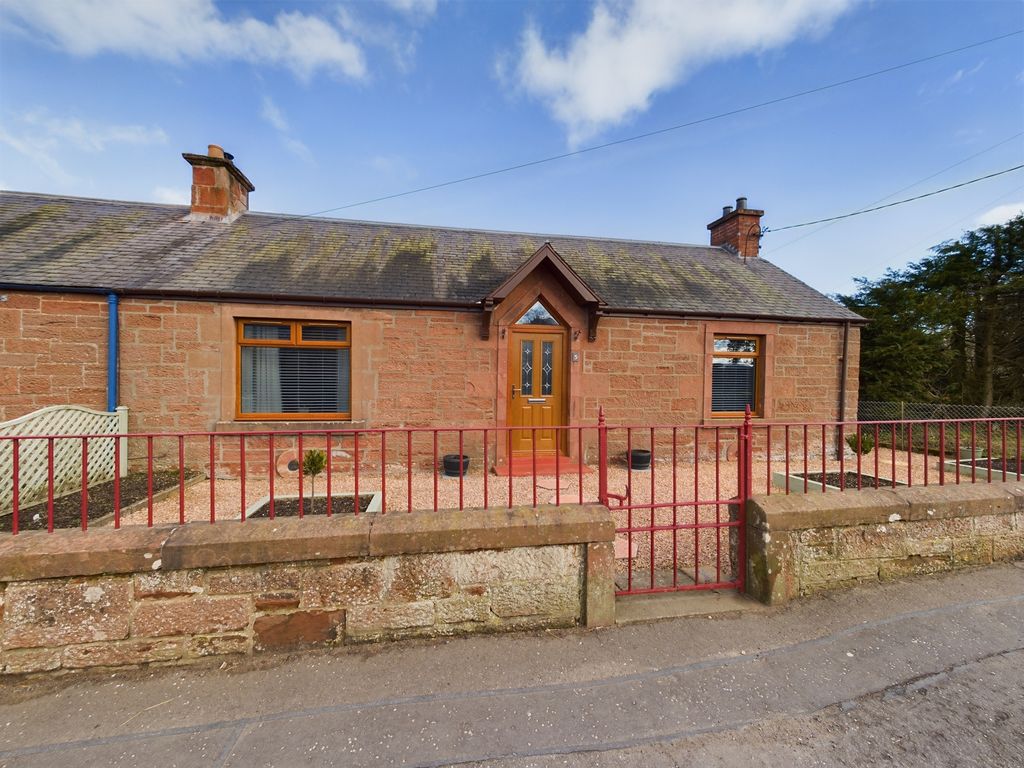 3 bed bungalow for sale in Annfield Place, Alyth, Perthshire PH11, £185,000