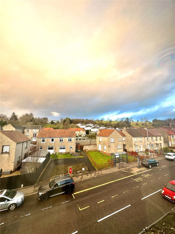 1 bed flat for sale in Isles Street, Newmilns, East Ayrshire KA16, £15,000