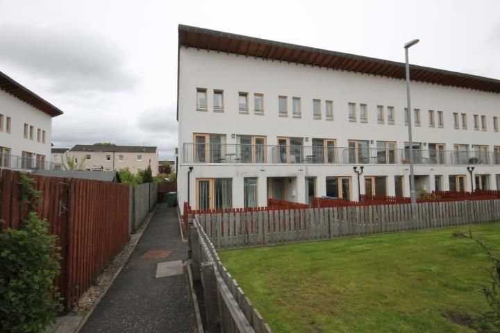 3 bed end terrace house for sale in Lochburn Gardens, Glasgow G20, £159,000
