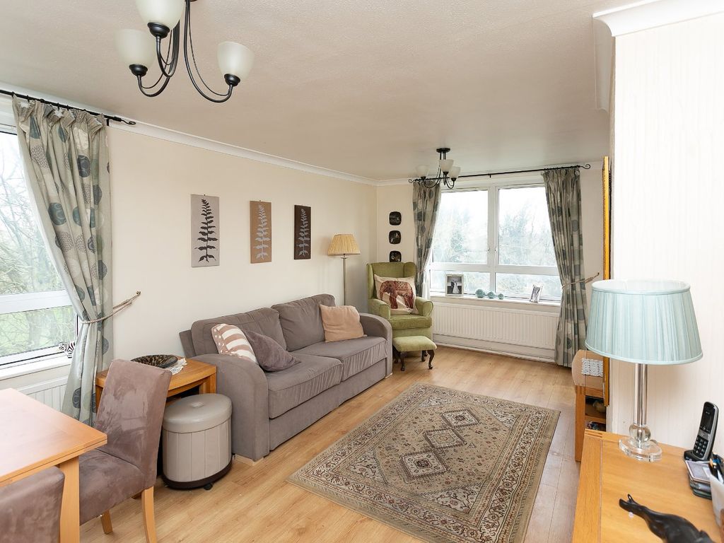 1 bed flat for sale in Pelham Court, Hemel Hempstead, Hertfordshire HP2, £170,000