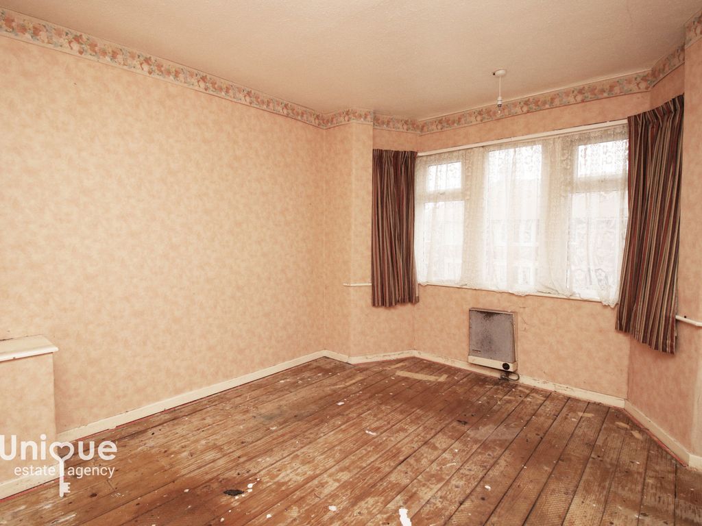 3 bed terraced house for sale in Limerick Road, Blackpool FY2, £80,000