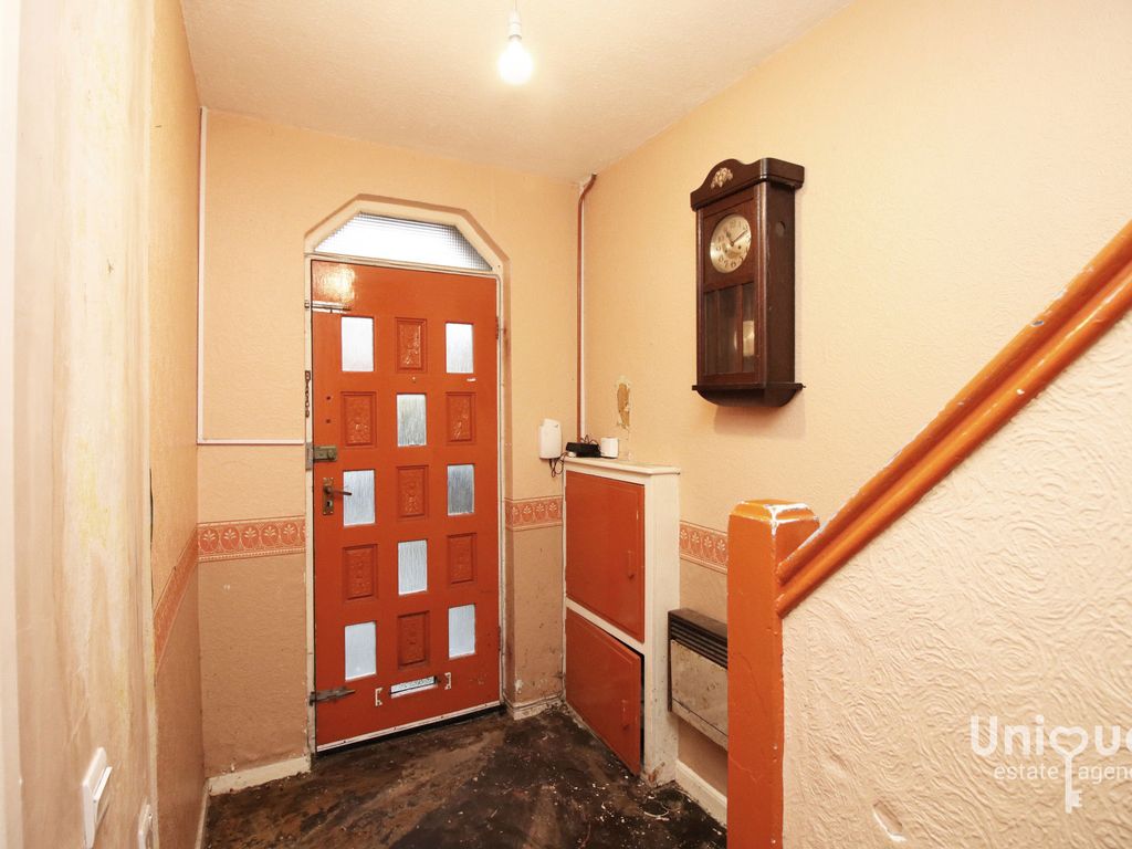 3 bed terraced house for sale in Limerick Road, Blackpool FY2, £80,000