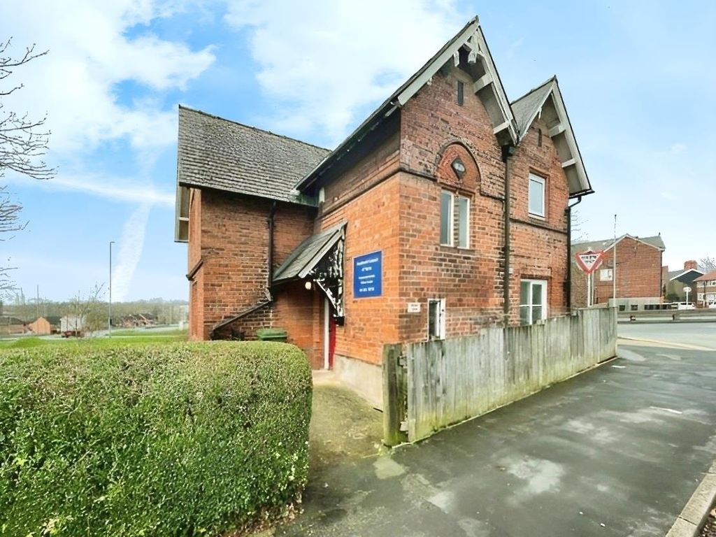 3 bed detached house for sale in Sextants House, 76 Church Road, Northwich CW9, £179,000