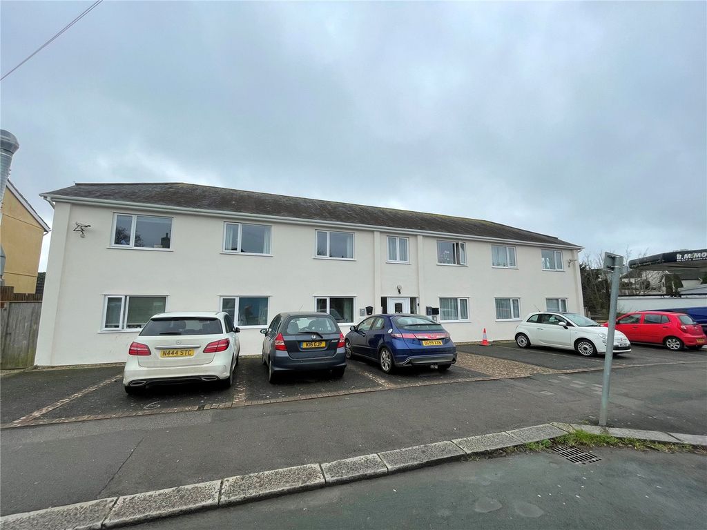 2 bed flat for sale in St Stephens Court, Saltash, Cornwall PL12, £120,000