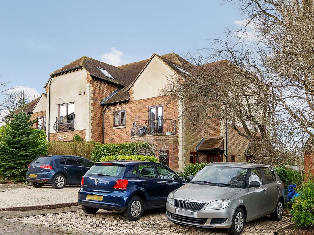 1 bed flat for sale in Raleigh Park Road, Oxford, Oxfordshire OX2, £275,000