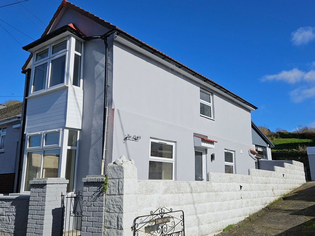 2 bed detached house for sale in Sunnyside, Combe Martin, Ilfracombe EX34, £240,000