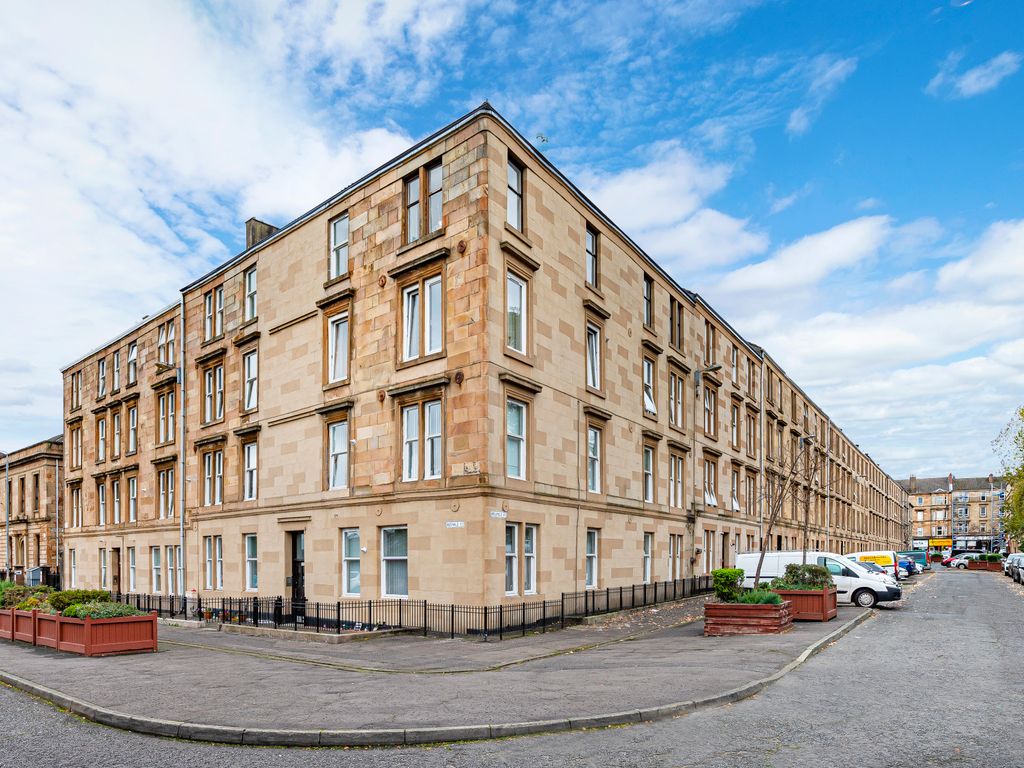 1 bed flat for sale in Reidvale Street, Dennistoun, Glasgow G31, £129,995