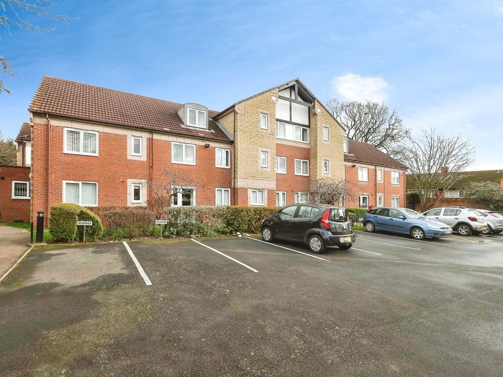 1 bed flat for sale in Old Lode Lane, Solihull B92, £90,000