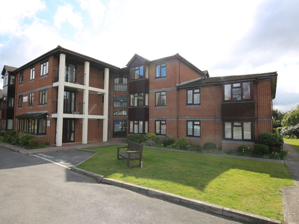 1 bed flat for sale in Thornhill Park Road, Thornhill Park, Southampton, Hampshire SO18, £90,000