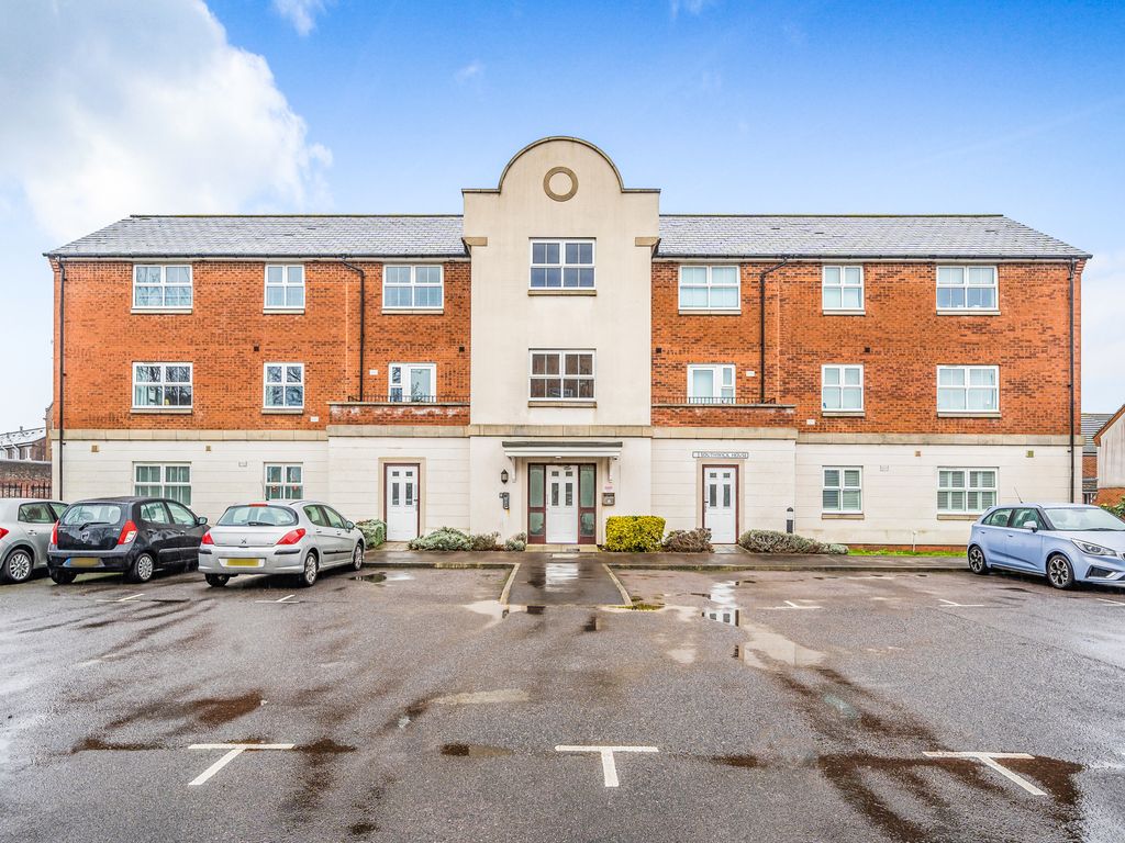 2 bed flat for sale in Cotton Road, Portsmouth, Hampshire PO3, £210,000