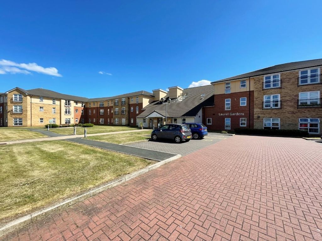 2 bed flat for sale in Laurel Gardens, Hartlepool TS25, £33,880