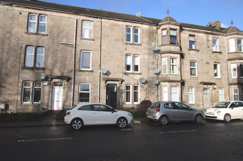 1 bed flat for sale in Bonhill Road, Dumbarton G82, £71,000