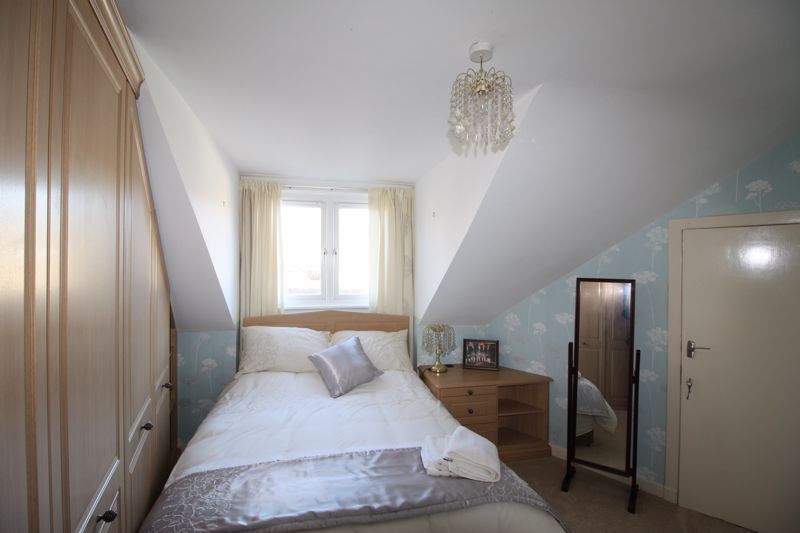 3 bed flat for sale in Coalgate, Alloa FK10, £84,950