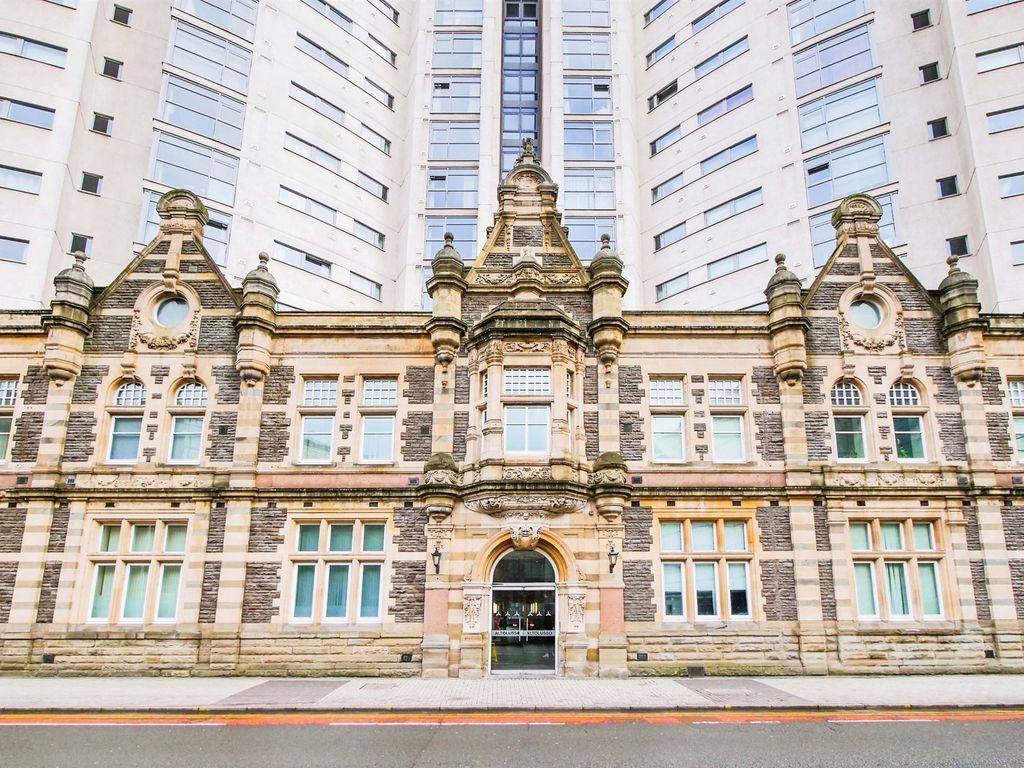 1 bed flat for sale in Bute Terrace, Cardiff CF10, £165,000