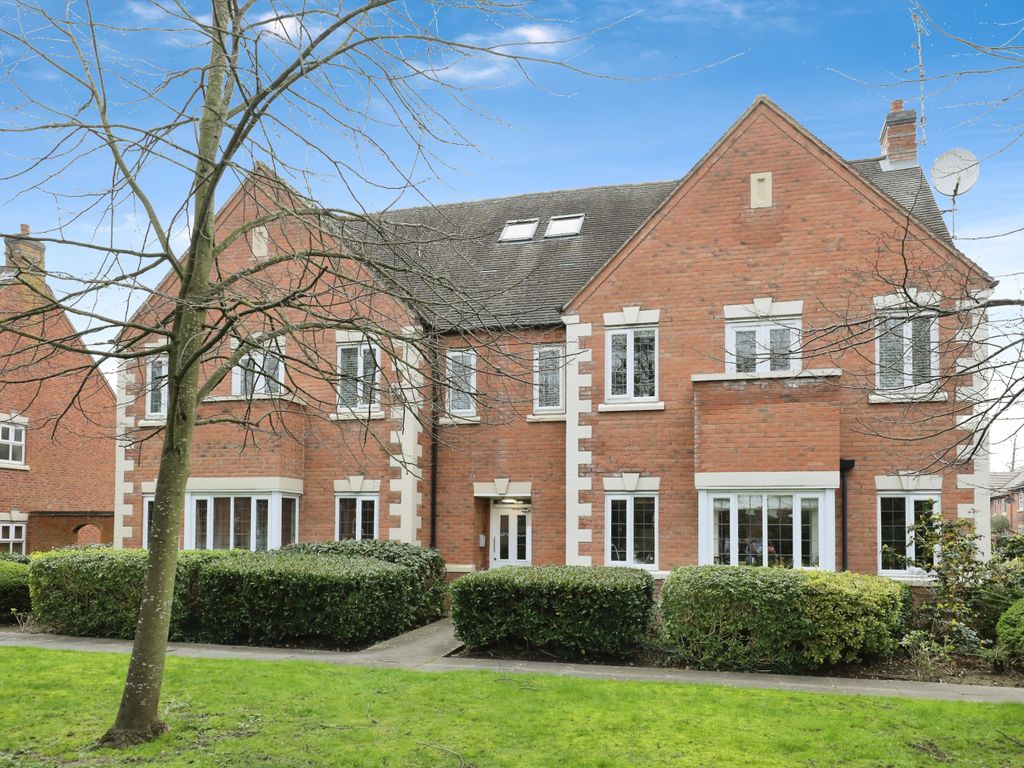 2 bed flat for sale in Coopers Close, Stratford-Upon-Avon, Warwickshire CV37, £190,000