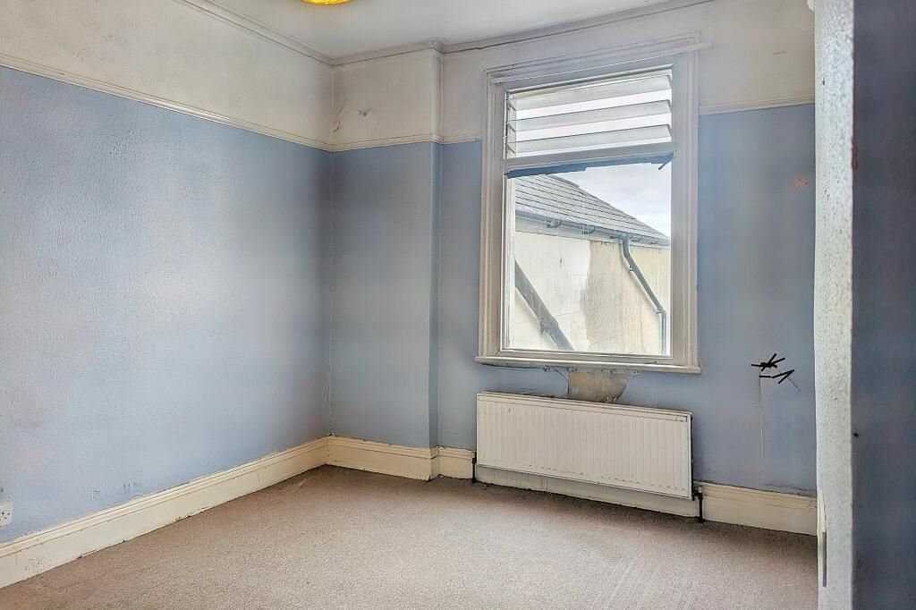2 bed flat for sale in 26A St. Pauls Road, Thornton Heath, Surrey CR7, £100,000