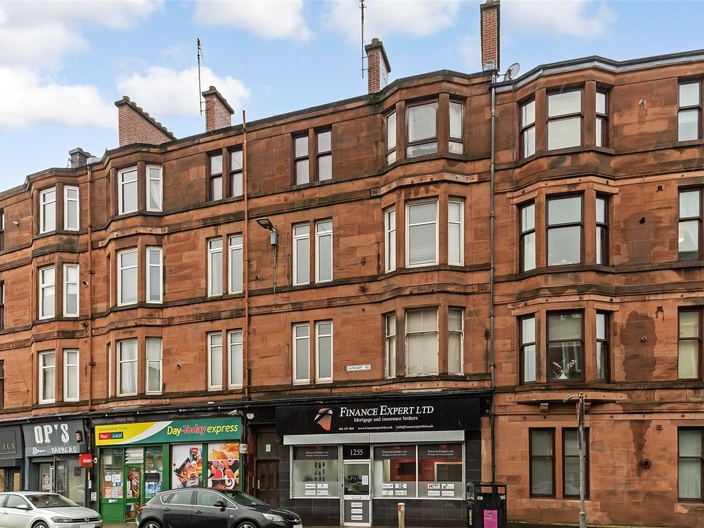 1 bed flat for sale in Cathcart Road, Glasgow G42, £100,000