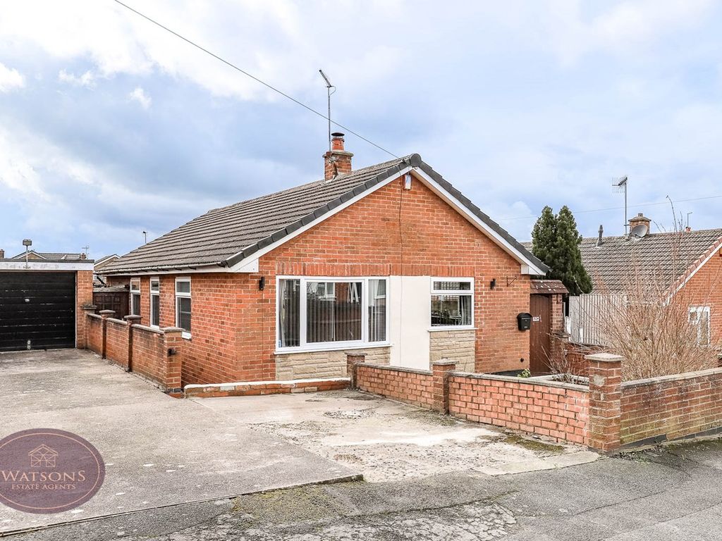 3 bed bungalow for sale in Lawrence Avenue, Awsworth, Nottingham NG16, £230,000