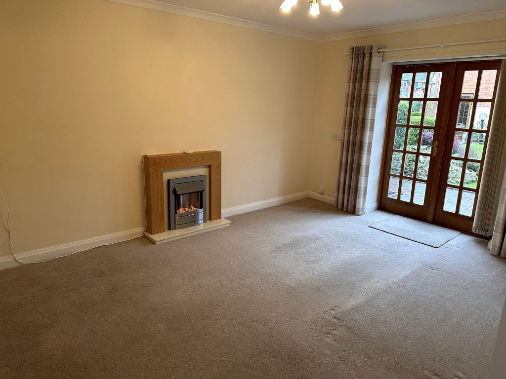 2 bed terraced house for sale in Kinwarton Road, Alcester B49, £165,000