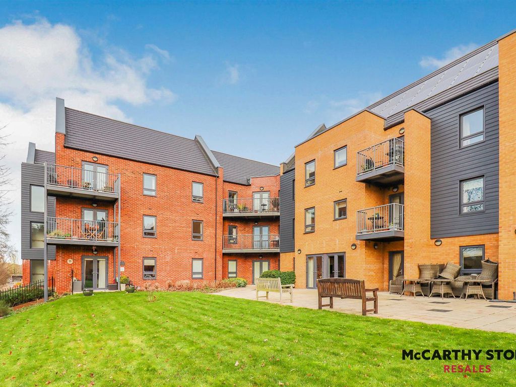 1 bed flat for sale in Daisy Hill Court, Bluebell Road, Eaton, Norwich NR4, £260,000