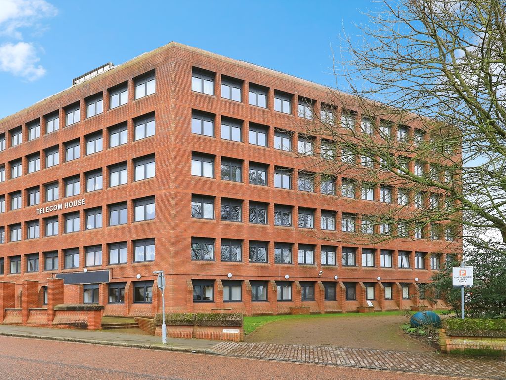 1 bed flat for sale in Church Street, Wolverhampton, West Midlands WV2, £115,000