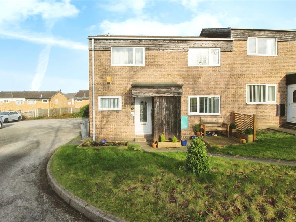 2 bed flat for sale in Pine Croft, Chapeltown, Sheffield, South Yorkshire S35, £150,000