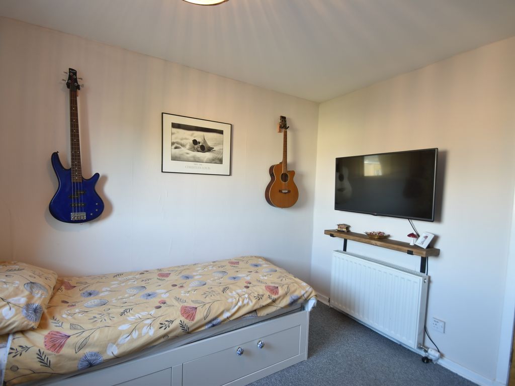 2 bed flat for sale in Forrester Park Gardens, Edinburgh EH12, £157,000
