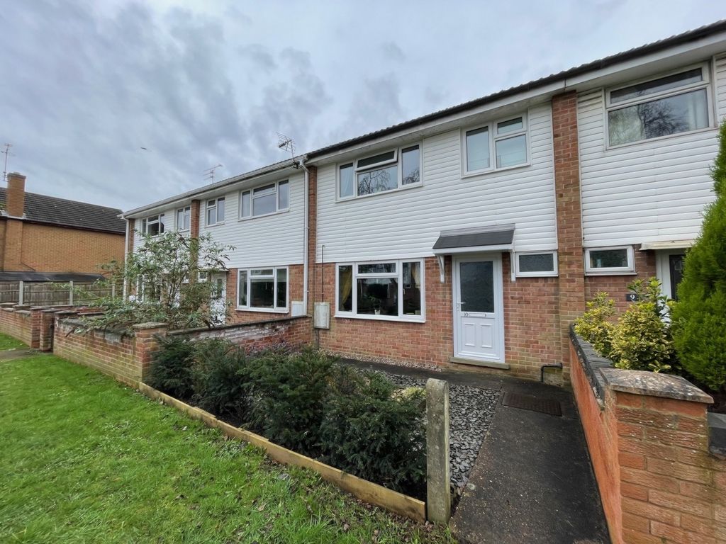 3 bed terraced house for sale in Queens Court, Draycott DE72, £185,000