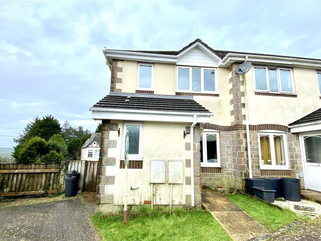 3 bed end terrace house for sale in Harris Close, Kelly Bray, Callington PL17, £220,000