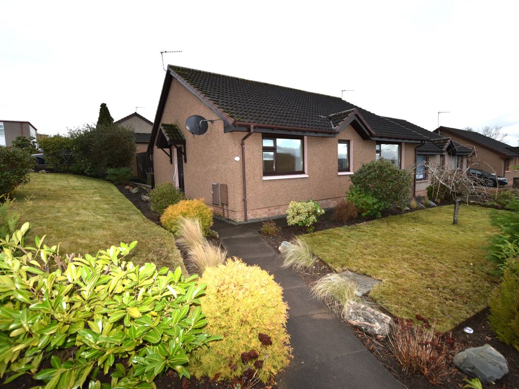 3 bed semi-detached bungalow for sale in Parkview, New Elgin, Elgin IV30, £165,000