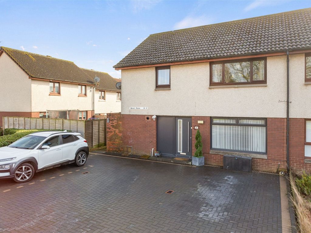 1 bed flat for sale in Wood Place, Livingston EH54, £120,000