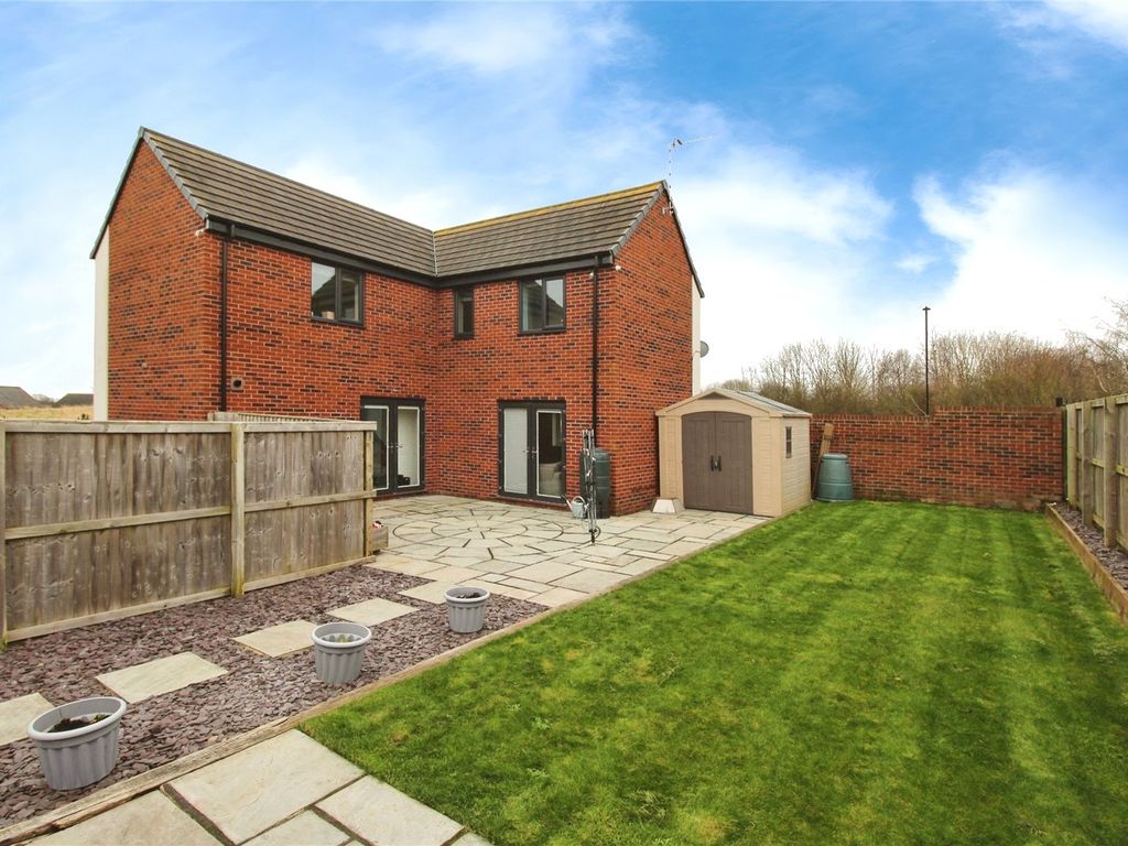 3 bed detached house for sale in Hydro Court, Askern, Doncaster, South Yorkshire DN6, £210,000