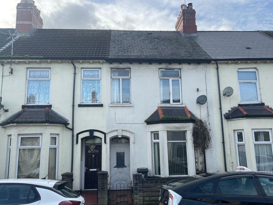 3 bed terraced house for sale in Clare Road, Grangetown, Cardiff CF11, £169,000