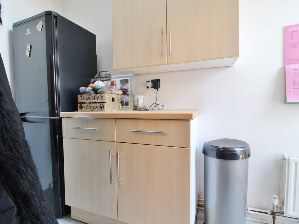 1 bed flat for sale in Highland Road, Southsea PO4, £185,000