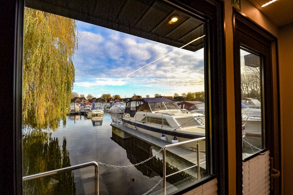 2 bed houseboat for sale in Mill Road, Buckden, St. Neots PE19, £140,000