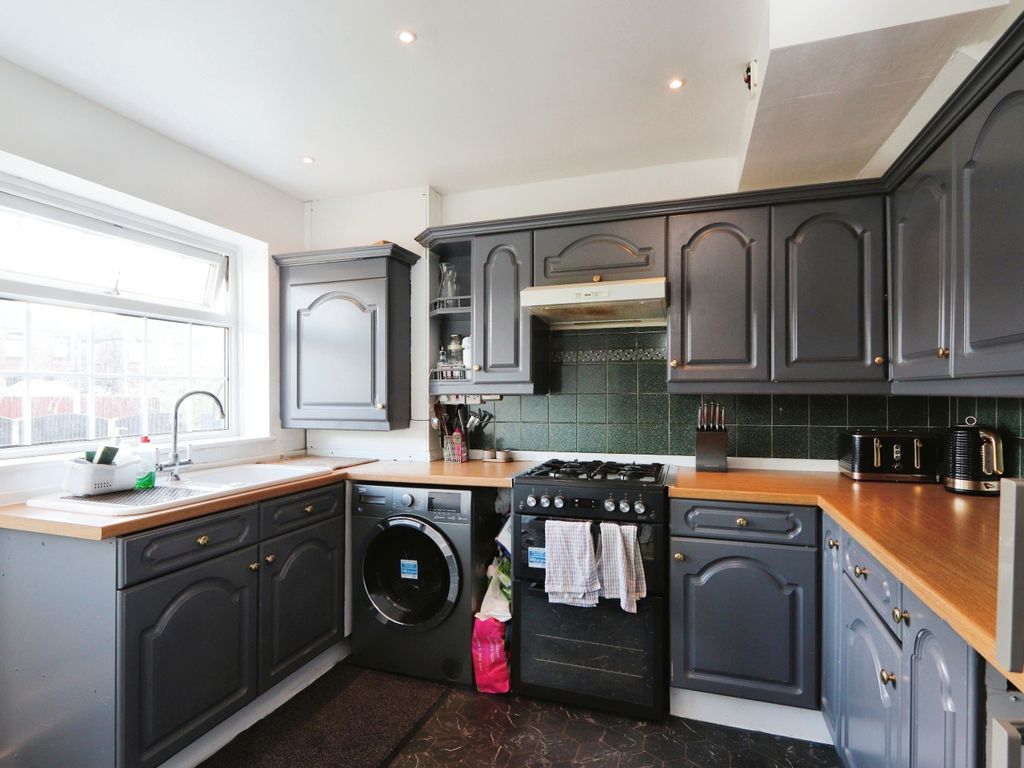 3 bed semi-detached house for sale in Basford Close, Sheffield S9, £170,000