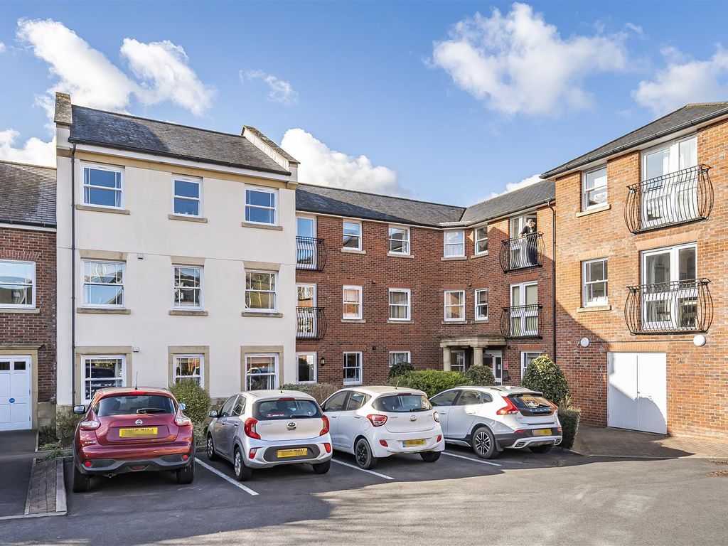 1 bed property for sale in New Park Street, Devizes SN10, £110,000