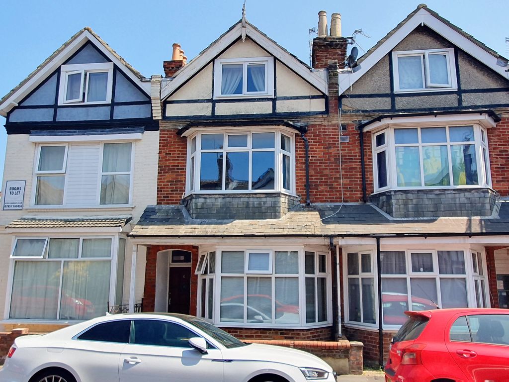 Block of flats for sale in Flatlets, 6 Salisbury Road, Boscombe, Bournemouth BH1, £360,000
