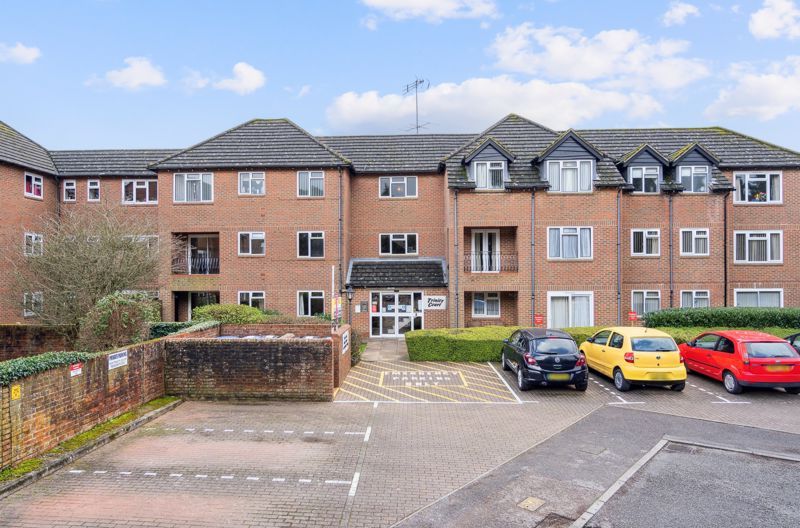 1 bed property for sale in Wethered Road, Marlow SL7, £225,000
