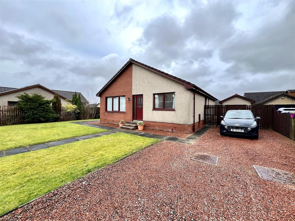 3 bed detached bungalow for sale in Manse Grove, Stoneyburn, Bathgate EH47, £214,995
