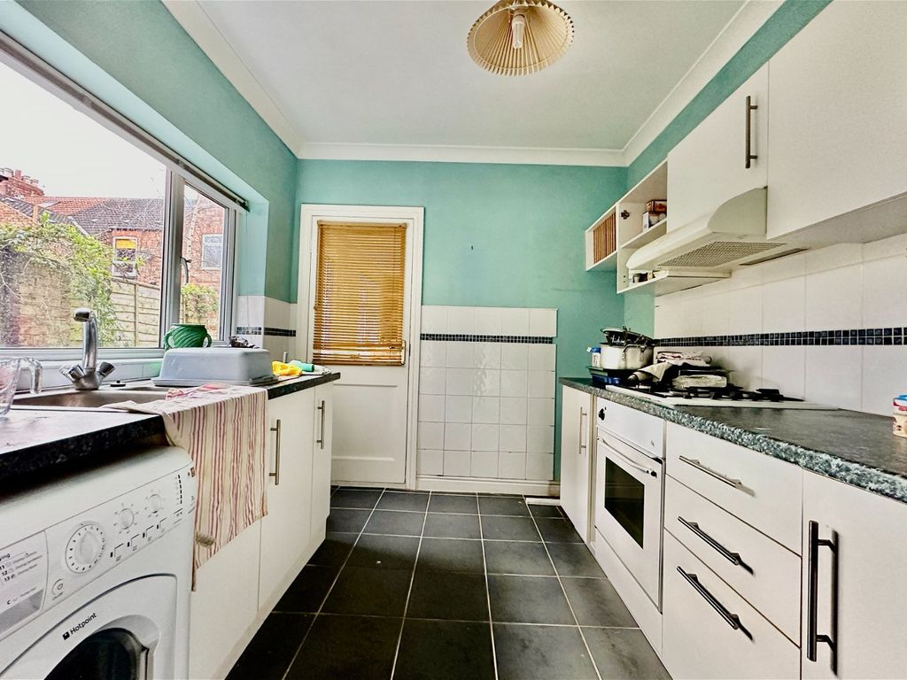 3 bed terraced house for sale in Belvoir Street, Hull HU5, £110,000