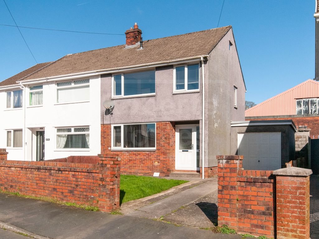 3 bed semi-detached house for sale in Glantawe Park, Ystradgynlais, Swansea. SA9, £169,995
