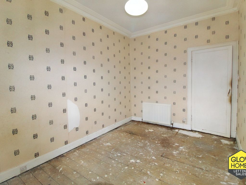 2 bed flat for sale in Sidney Street, Saltcoats KA21, £38,000