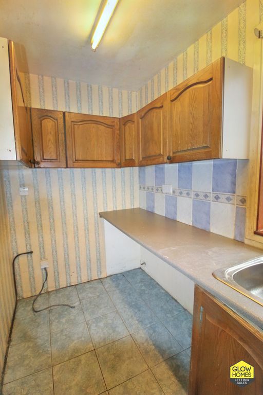 2 bed flat for sale in Sidney Street, Saltcoats KA21, £38,000