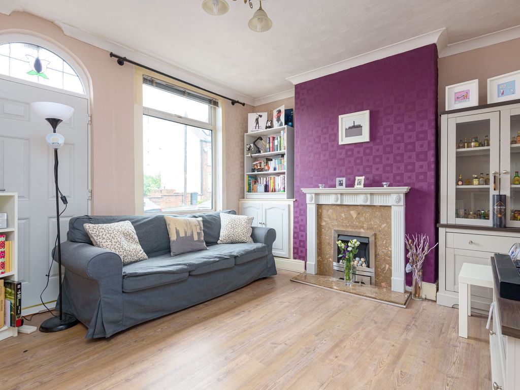 3 bed terraced house for sale in Scarsdale Road, Sheffield S8, £175,000
