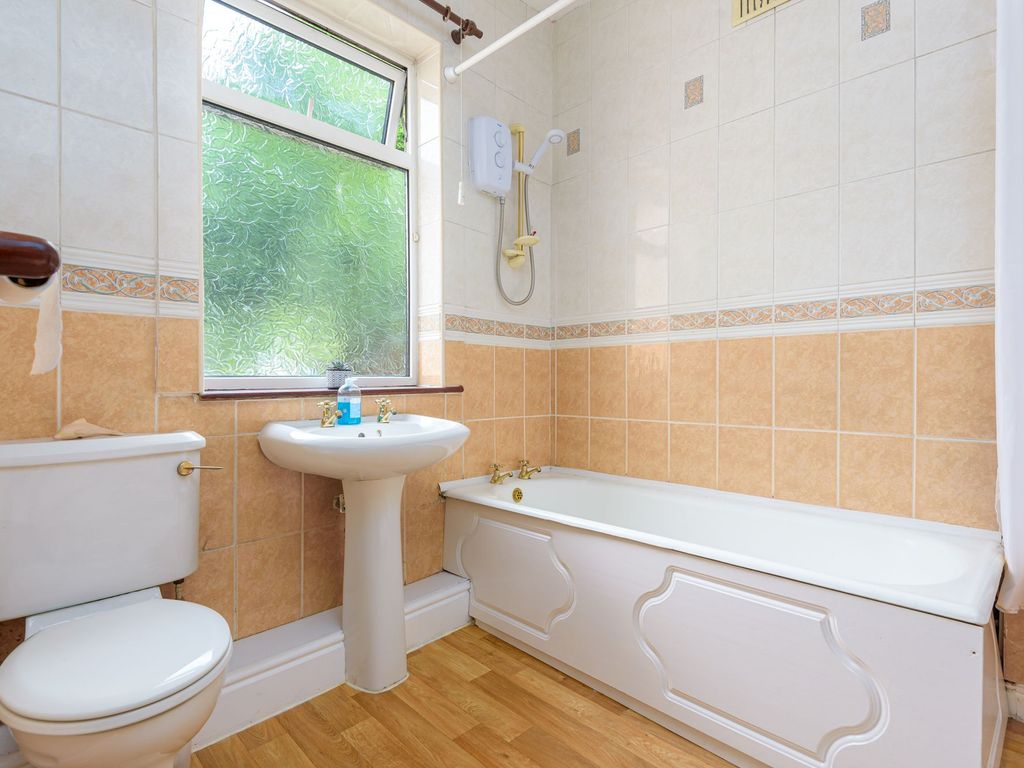 3 bed terraced house for sale in Scarsdale Road, Sheffield S8, £175,000