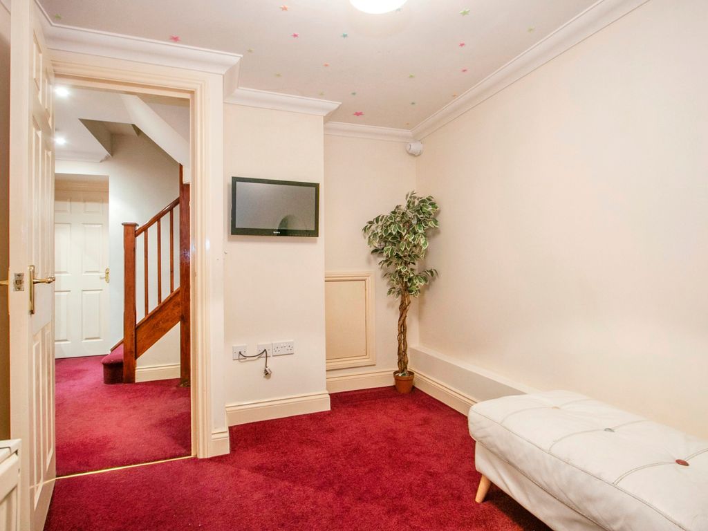 1 bed flat for sale in Owls Road, Bournemouth BH5, £230,000