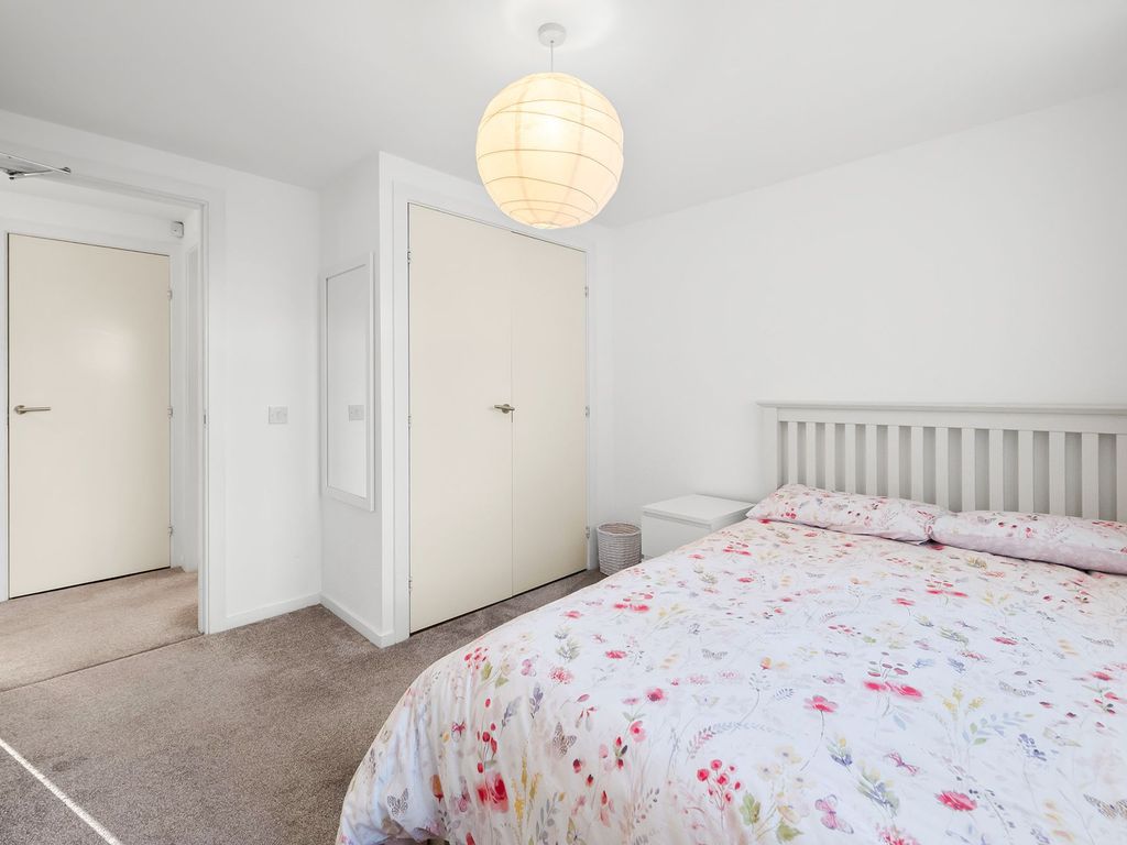 2 bed flat for sale in Main Street, Kirkliston EH29, £135,000