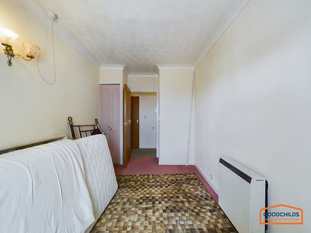 2 bed flat for sale in Northgate, Aldridge WS9, £95,000