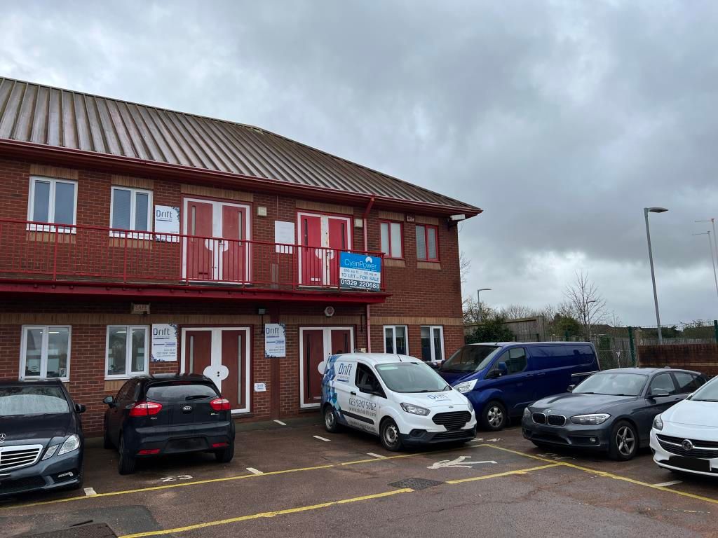 Industrial for sale in 29 The Oakwood Centre, Downley Road, Havant, Hampshire PO9, £65,000